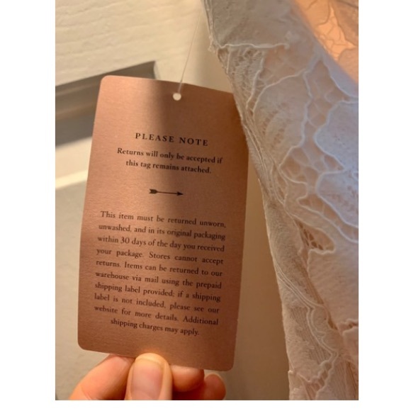 NWT Whispers and Echoes Eastcote Gown - Picture 10 of 10